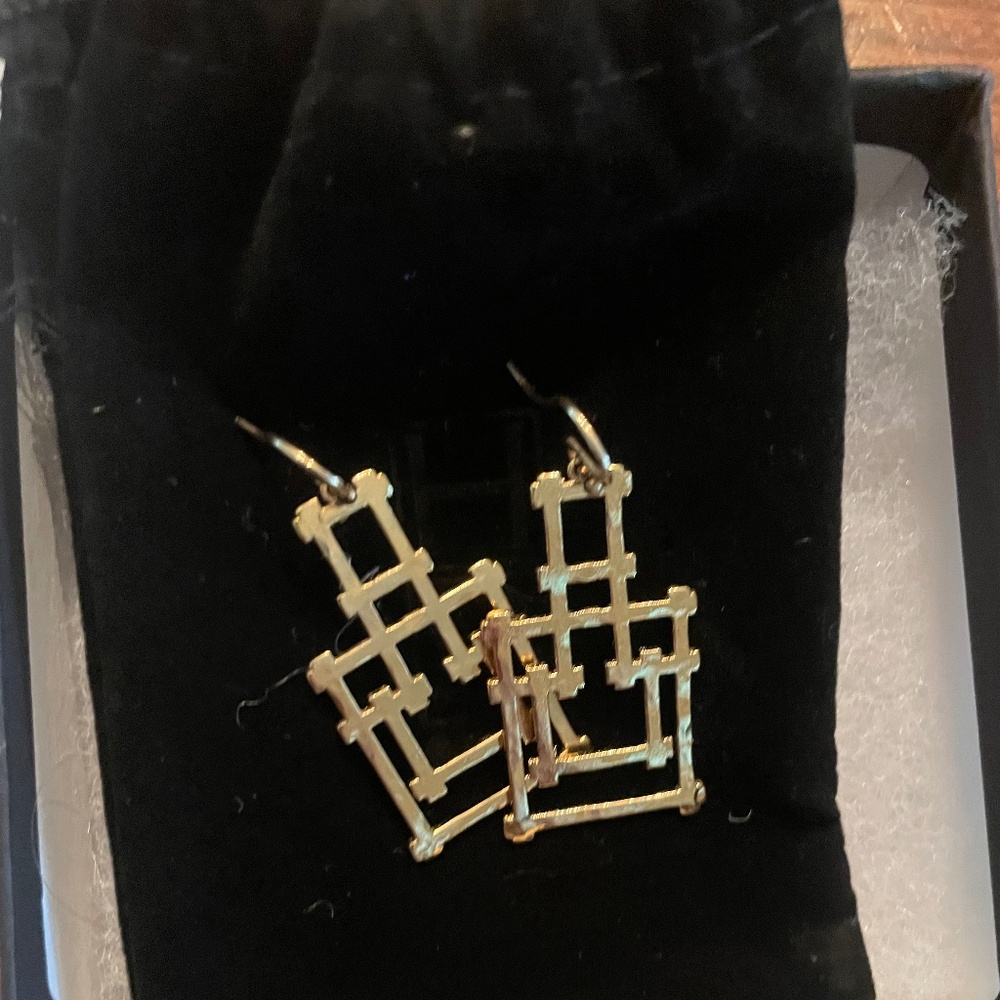 Hazel Smyth gold earrings